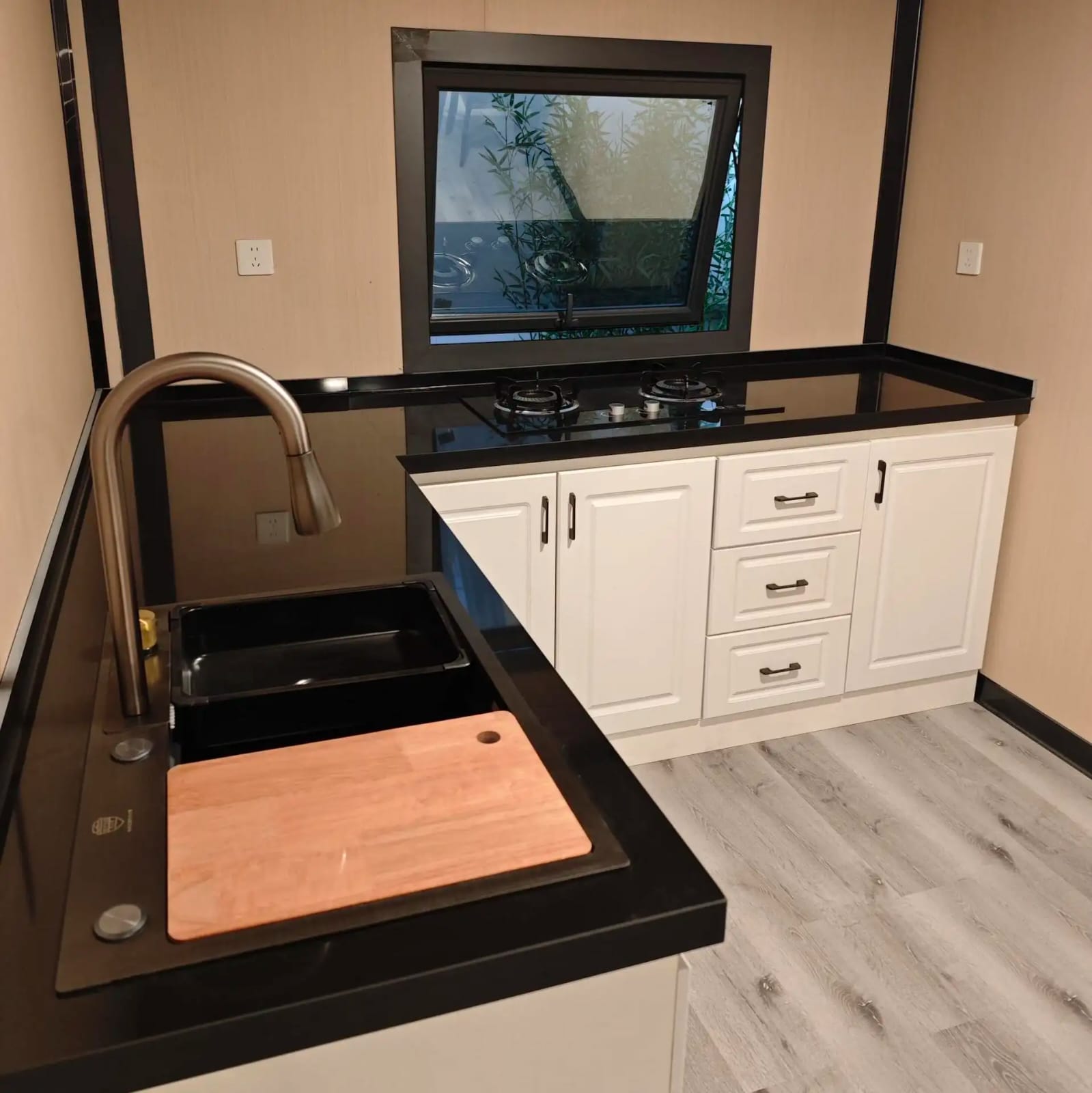 The Belvora Horizon 772 | 772 Sq Ft Expandable Modular Home